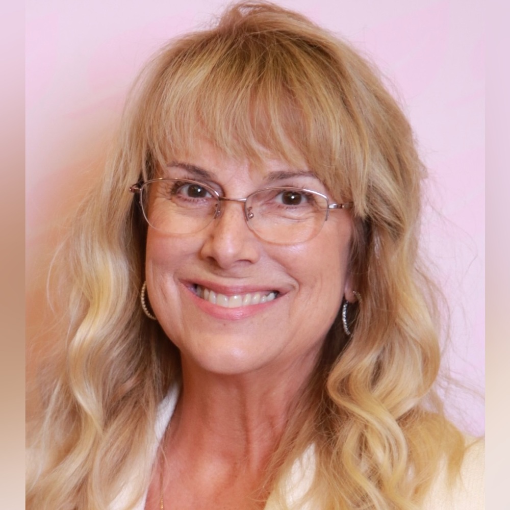 Meet your Posher, Dr Lori